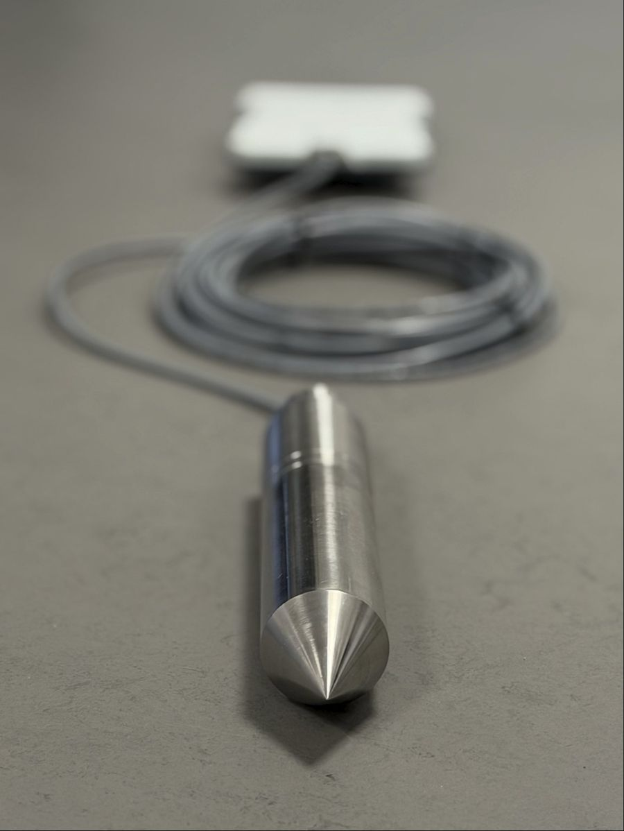 Push-in MEMS cone with connection cable